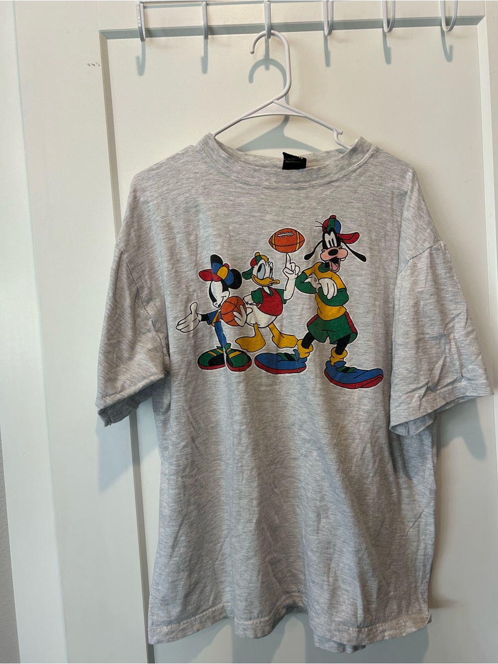 Vintage Mickey Unlimited  Mickey, Goofy and Daffy Sports 100% Cotton T-Shirt